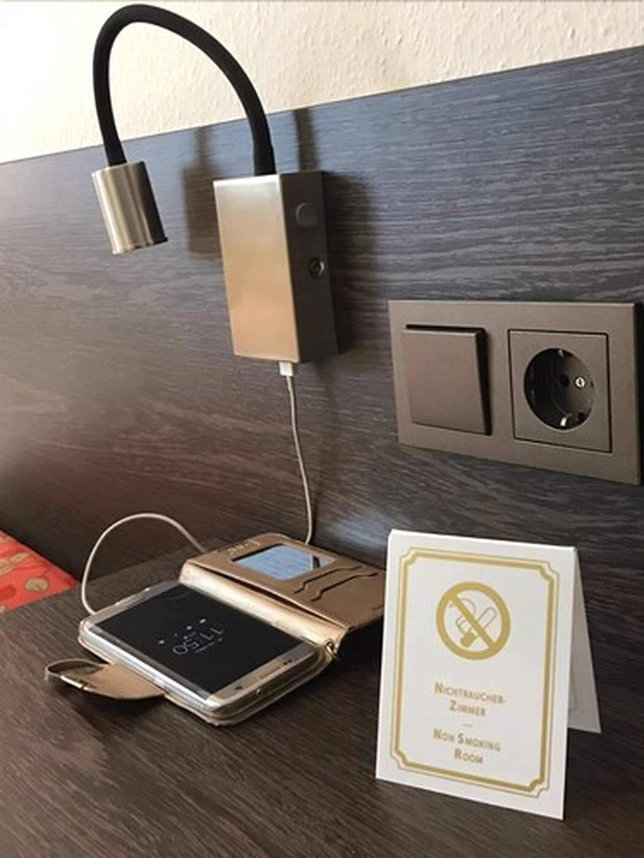 1 bedroom, premium bedding, in-room safe, desk