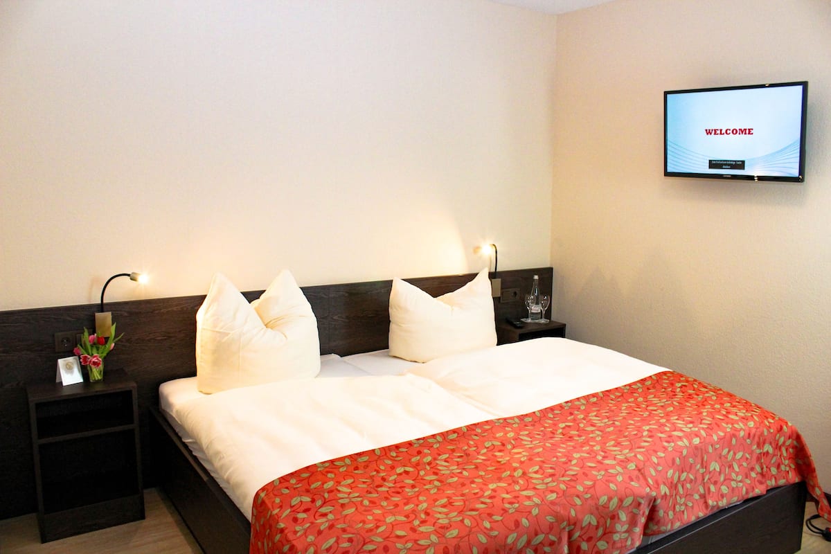 Double or Twin Room | Premium bedding, in-room safe, desk, blackout curtains
