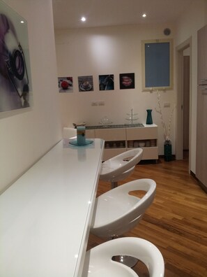 Siddeområde i lobbyen