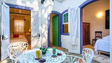 Huvila, 2 makuuhuonetta, patio | Terassi/patio