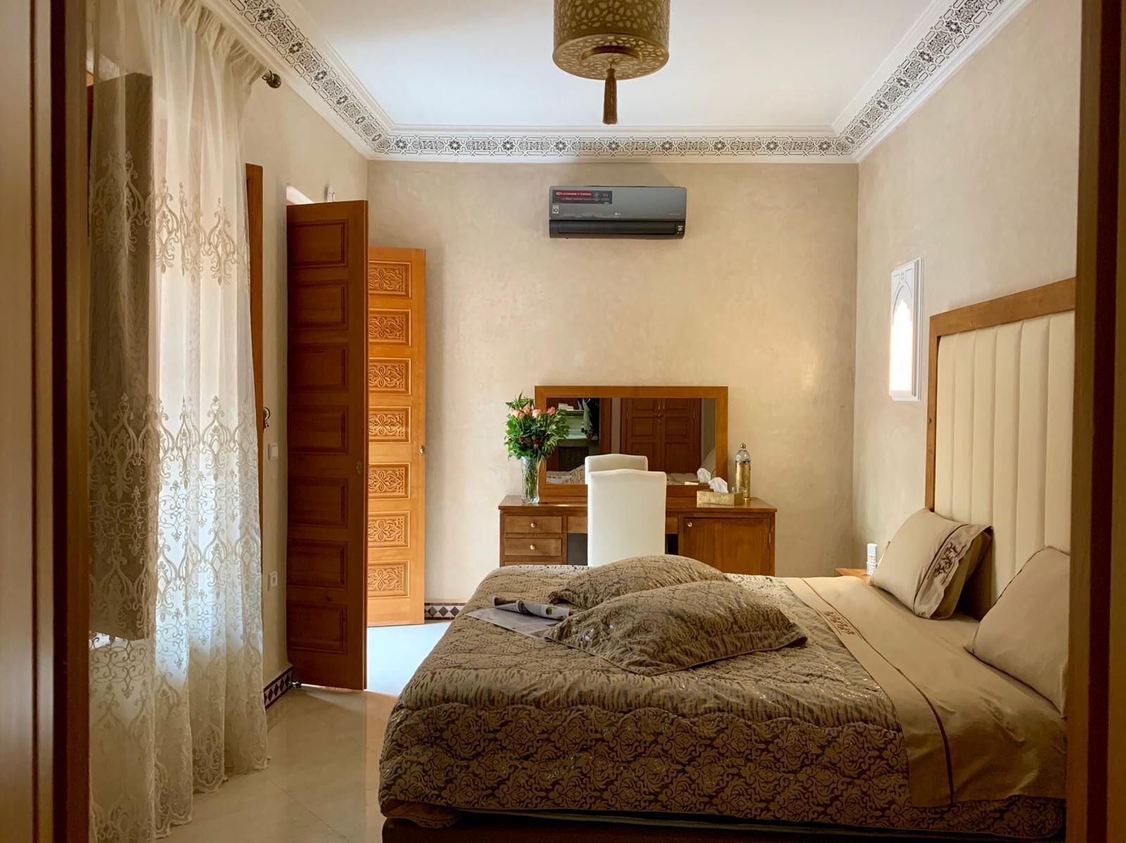 Foto - Riad Miral