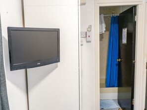 Yhden hengen standard-huone, 1 yhden hengen sänky | 1 makuuhuone, työpöytä, kannettavalle tietokoneelle sopiva työtila