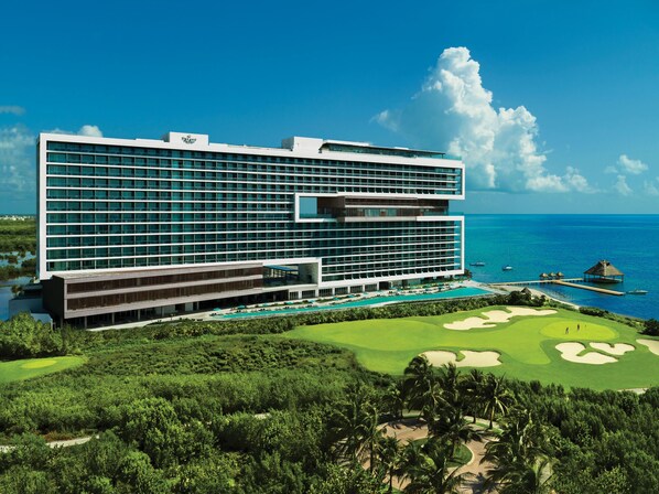 Exterior - Dreams Vista Cancun Golf & Spa Resort - All Inclusive (Cancun)