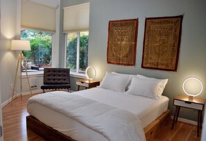 Exclusive Apartment, 1 Bedroom | 1 bedroom, desk, iron/ironing board, travel crib