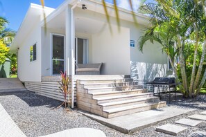 2 Bedroom Bungalow | Terrace/patio - Mama Taras (Rarotonga)