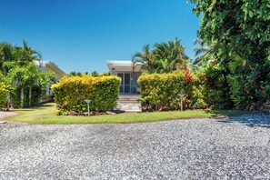 Exterior - Mama Taras (Rarotonga)