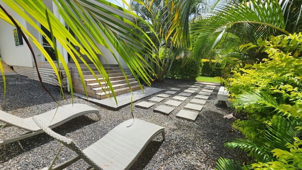 Exterior - Mama Taras (Rarotonga)