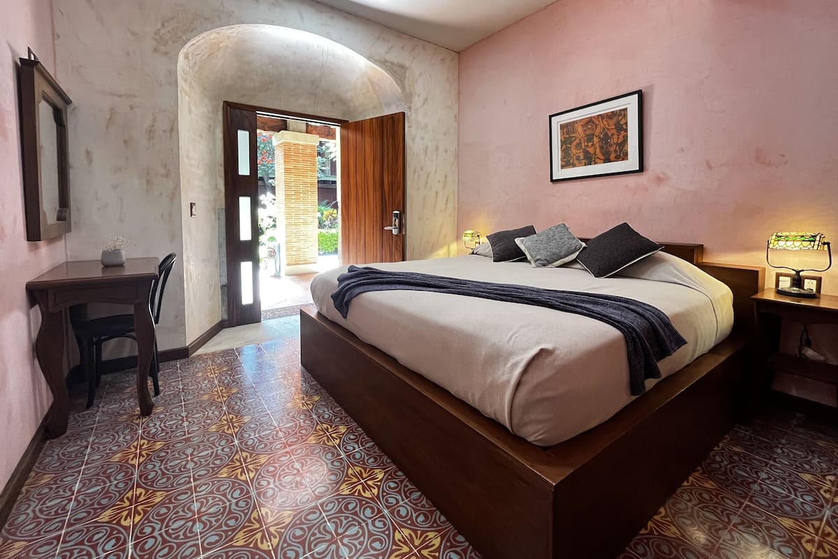 1 bedroom, premium bedding, minibar, in-room safe