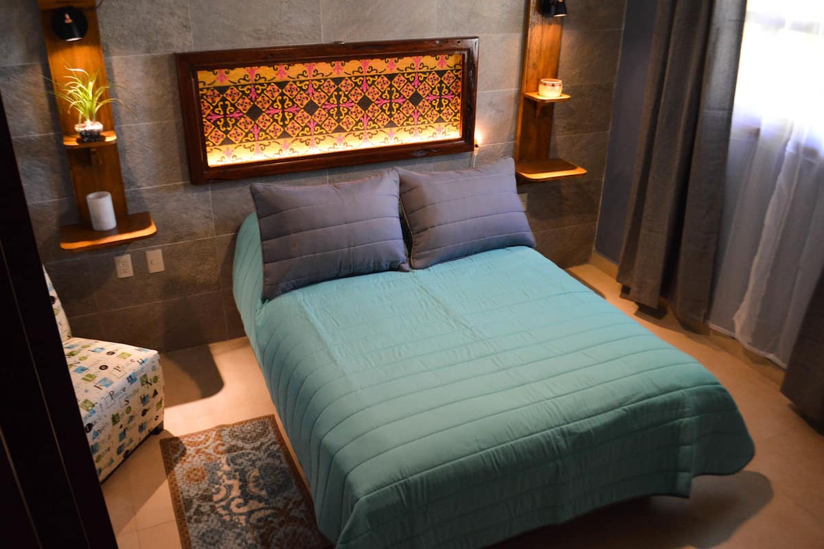 single room, multiple bedrooms | 1 bedroom, down duvets, individually decorated, individually furnished