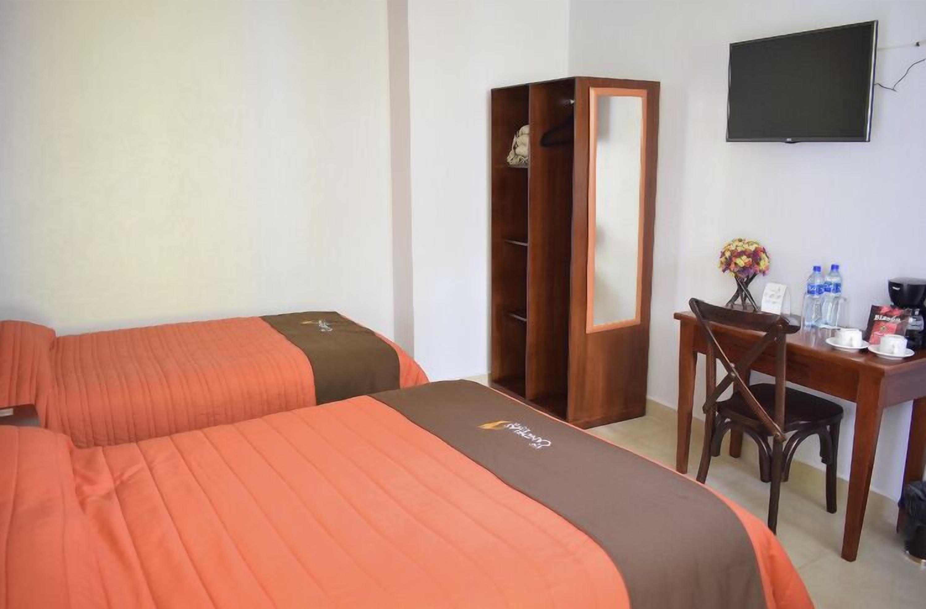 double room, 6 bedrooms | 1 bedroom, down duvets, individually decorated, individually furnished