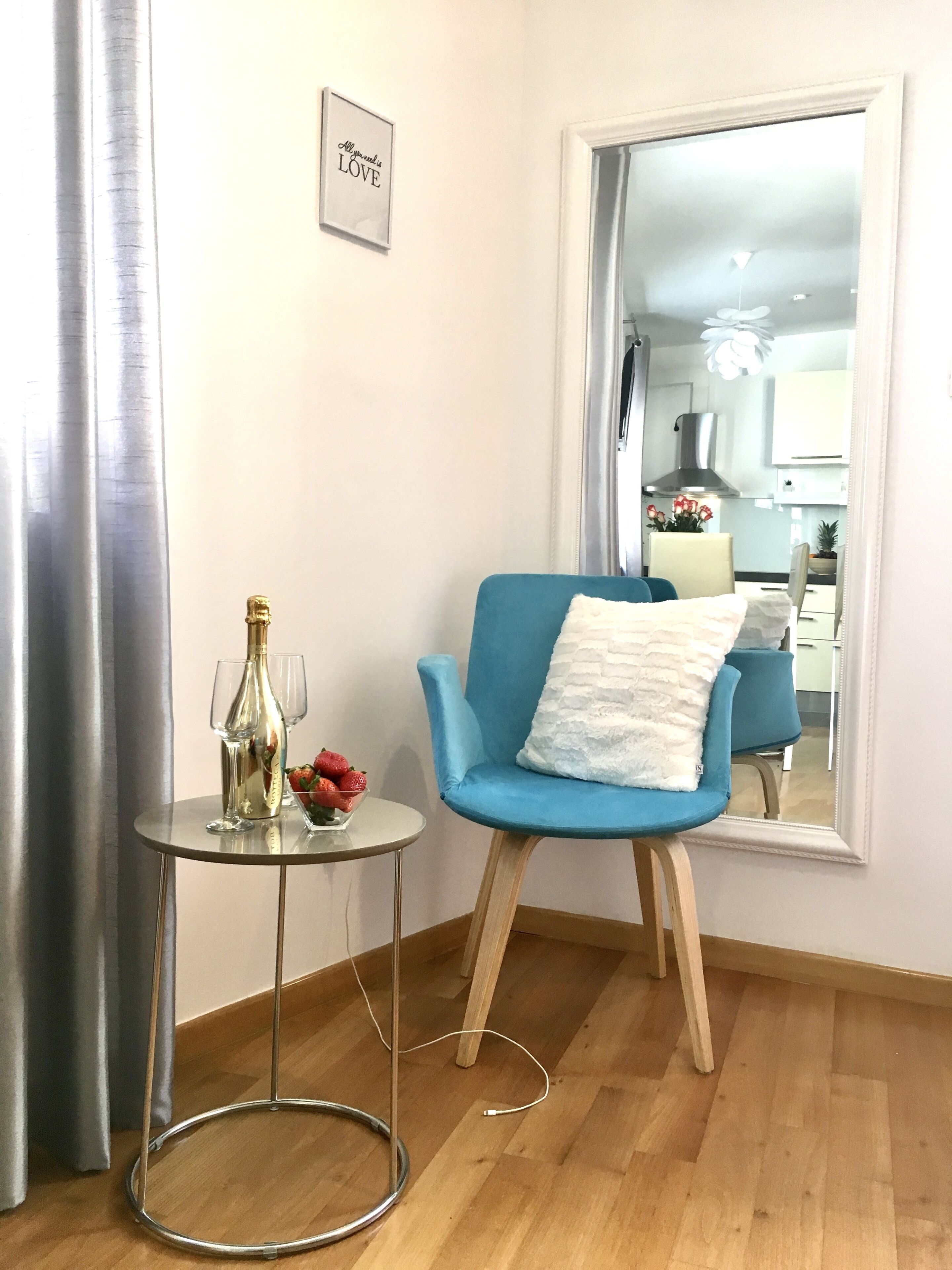 villa | living area | flat-screen tv