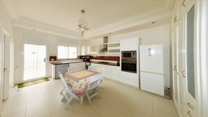 Unclassified image, 2 of 17, button - Villa Rahma (Hammamet)