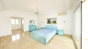 Vila conforto, 4 quartos | 4 quartos, roupas de cama premium, individualmente decorados