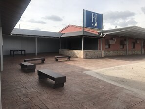 Exterior - La Hacienda Del Casar (Talavera de la Reina)