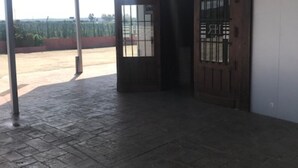 Property entrance - La Hacienda Del Casar (Talavera de la Reina)