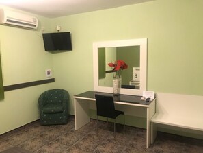 Dobbeltrom – superior | Skrivebord, ekstrasenger (mot et tillegg), wi-fi (inkludert) og sengetøy