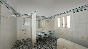 Villa, Mehrere Schlafzimmer | Badezimmer