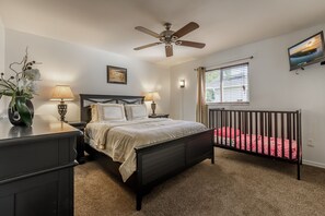 4 bedrooms, iron/ironing board, travel cot, free WiFi