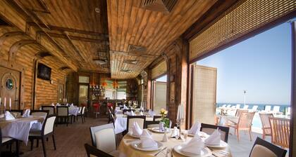 DOUBLE ROOM 1 in a quiet hotel with SEA VIEW