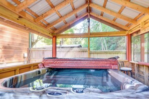 Bain à remous extérieur