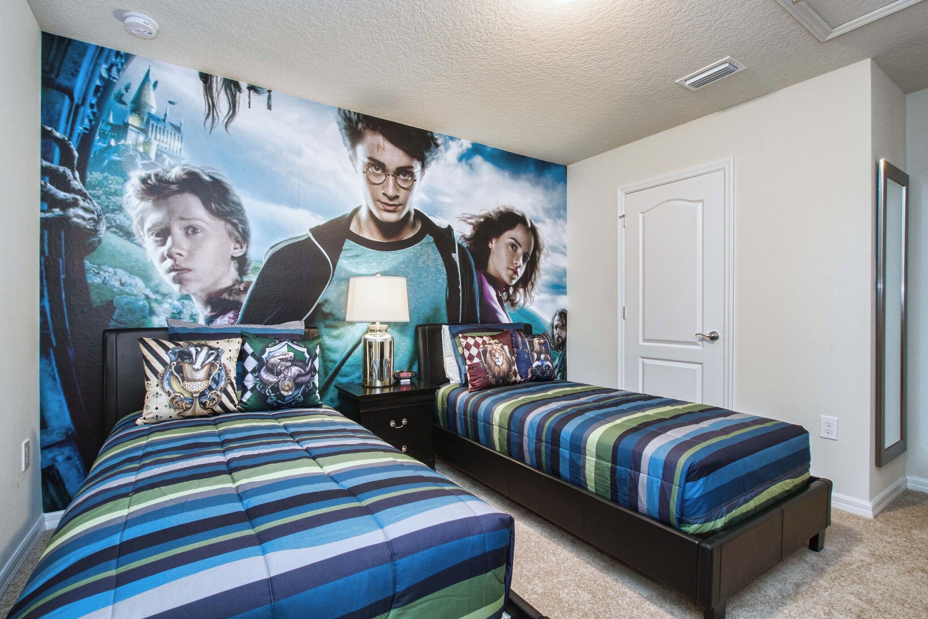 5 bedrooms, iron/ironing board, WiFi (free), bed sheets
