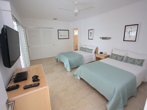 4 quartos, ferros/tábuas de passar roupa, Wi-Fi, roupa de cama