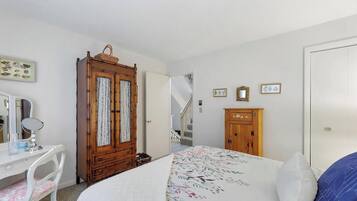 4 chambres, bureau, Wi-Fi gratuit, draps fournis