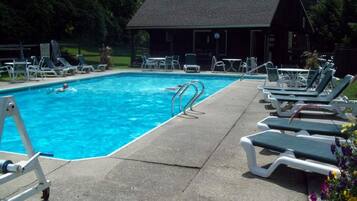 Indoor pool, outdoor pool