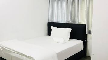 Desk, iron/ironing board, free WiFi, bed sheets