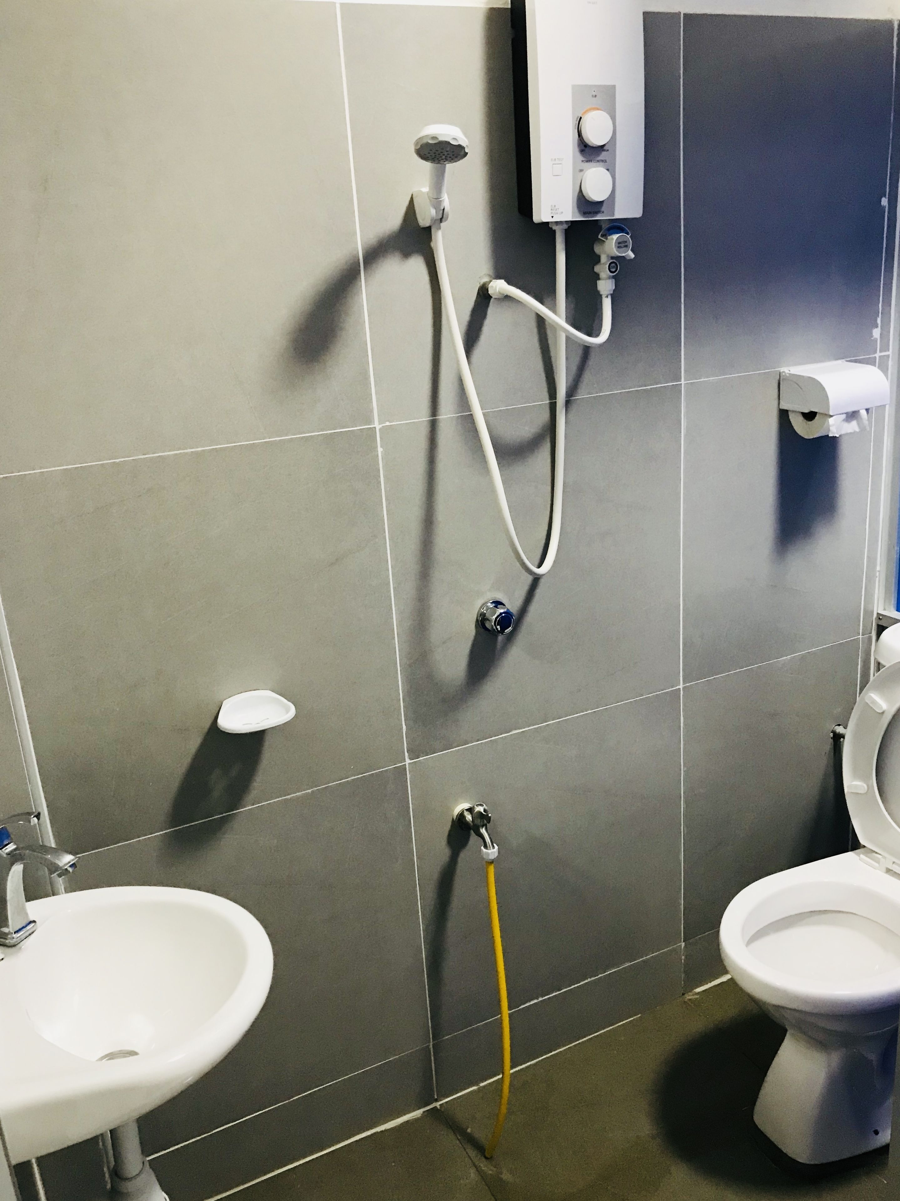 Shower, free toiletries, hair dryer, towels