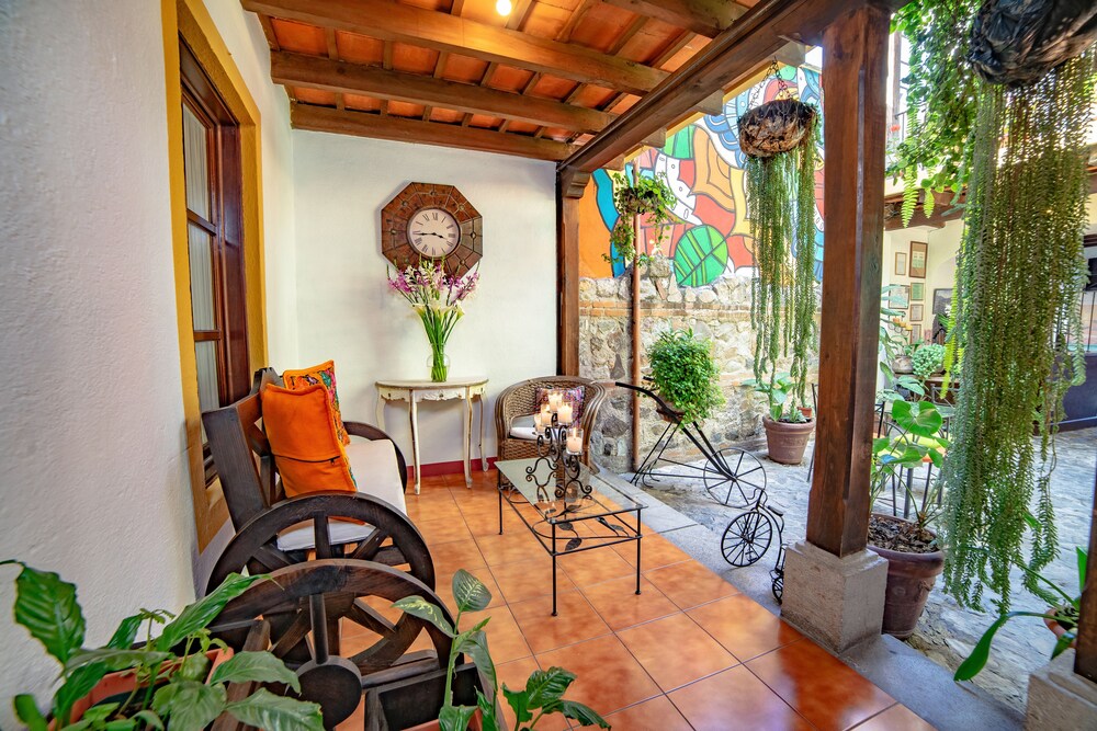 Palacio Chico 1940 by null