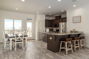 Dining - Ocean Melody | Elevated Beach Living (Dauphin Island)