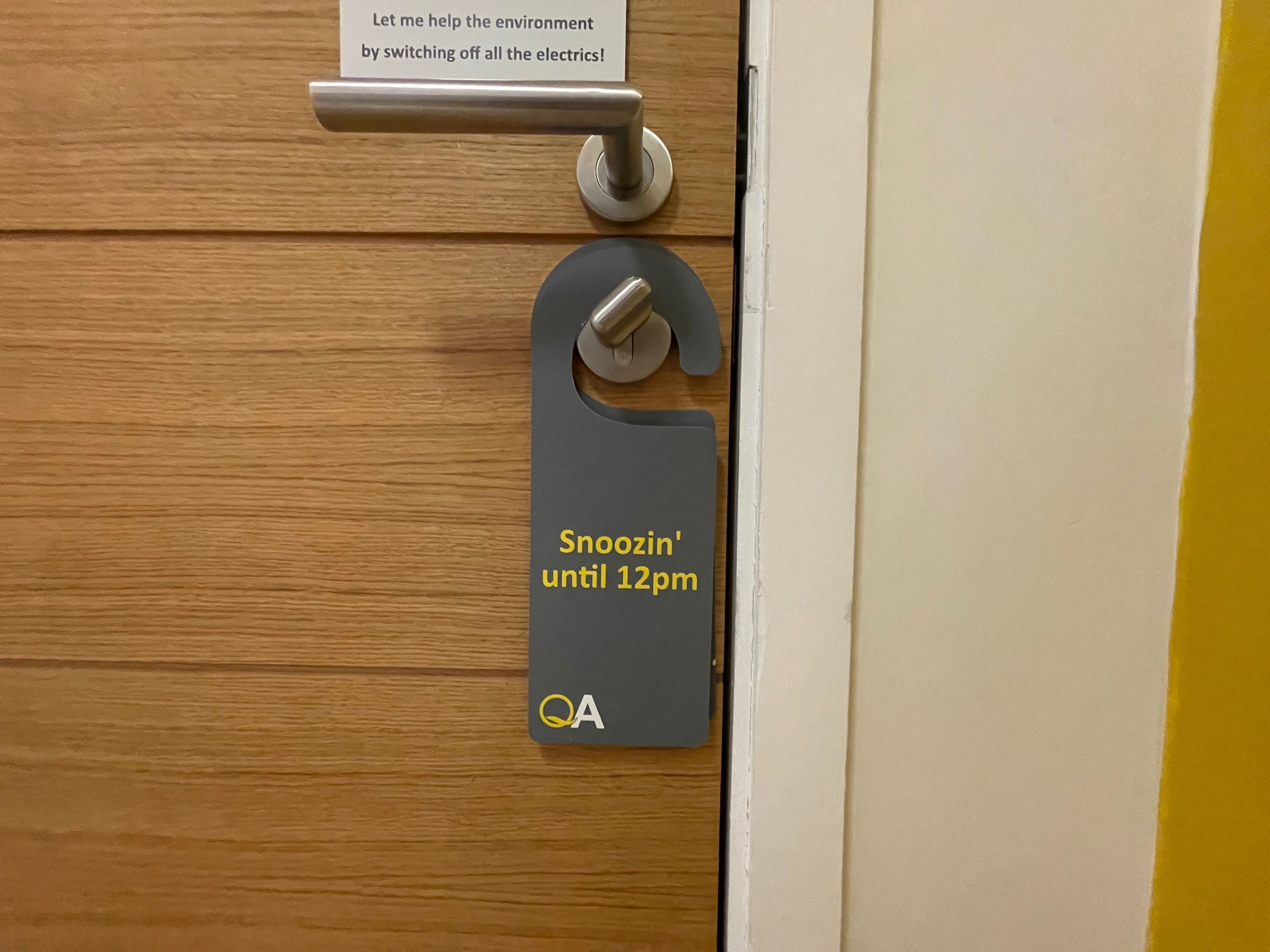 basic apartment, 2 bedrooms, accessible (3new) | living area | 43-inch smart tv with cable channels