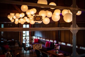 Bar lounge