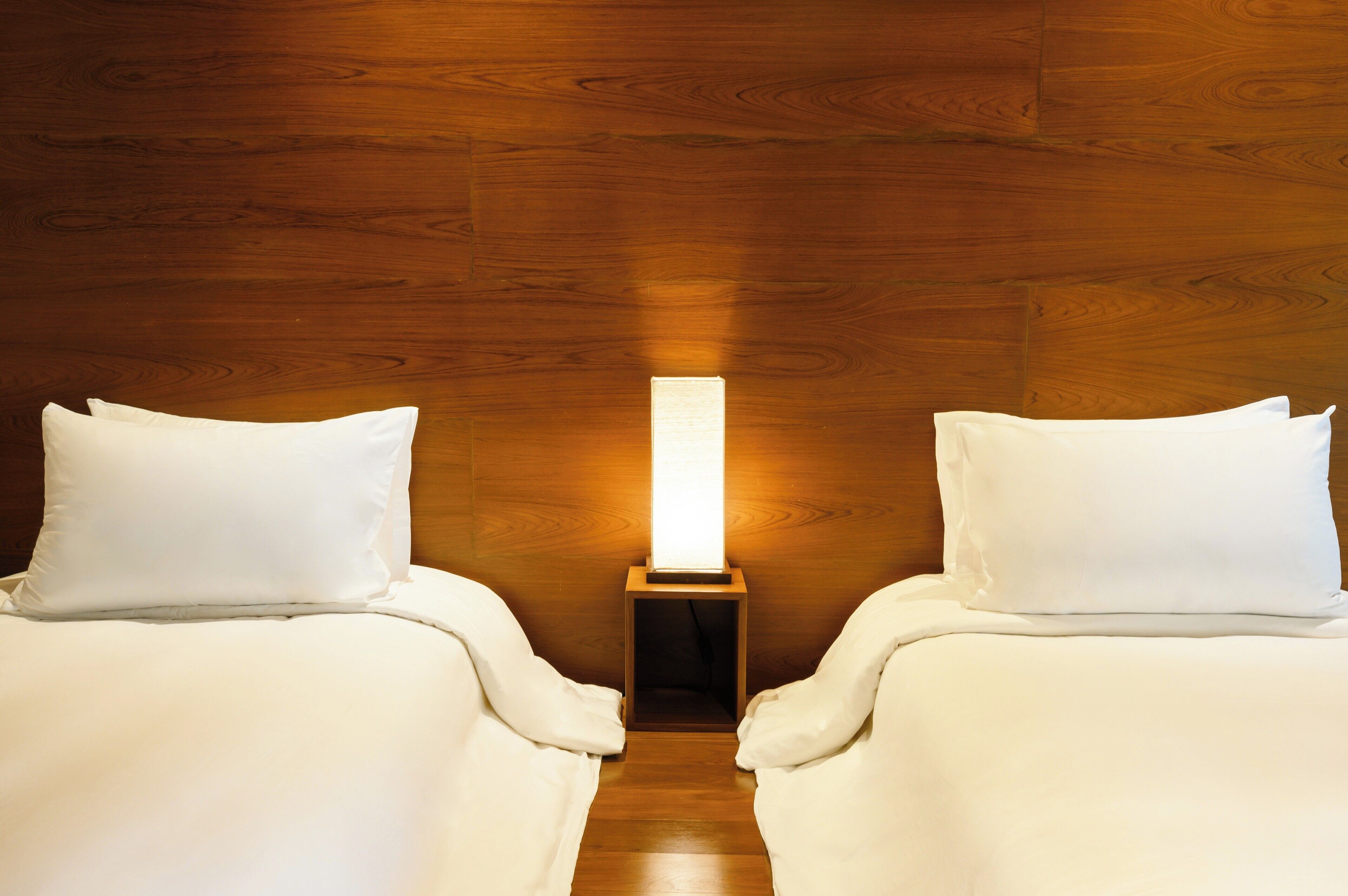 grand mountain view | hypo-allergenic bedding, in-room safe, desk, blackout curtains