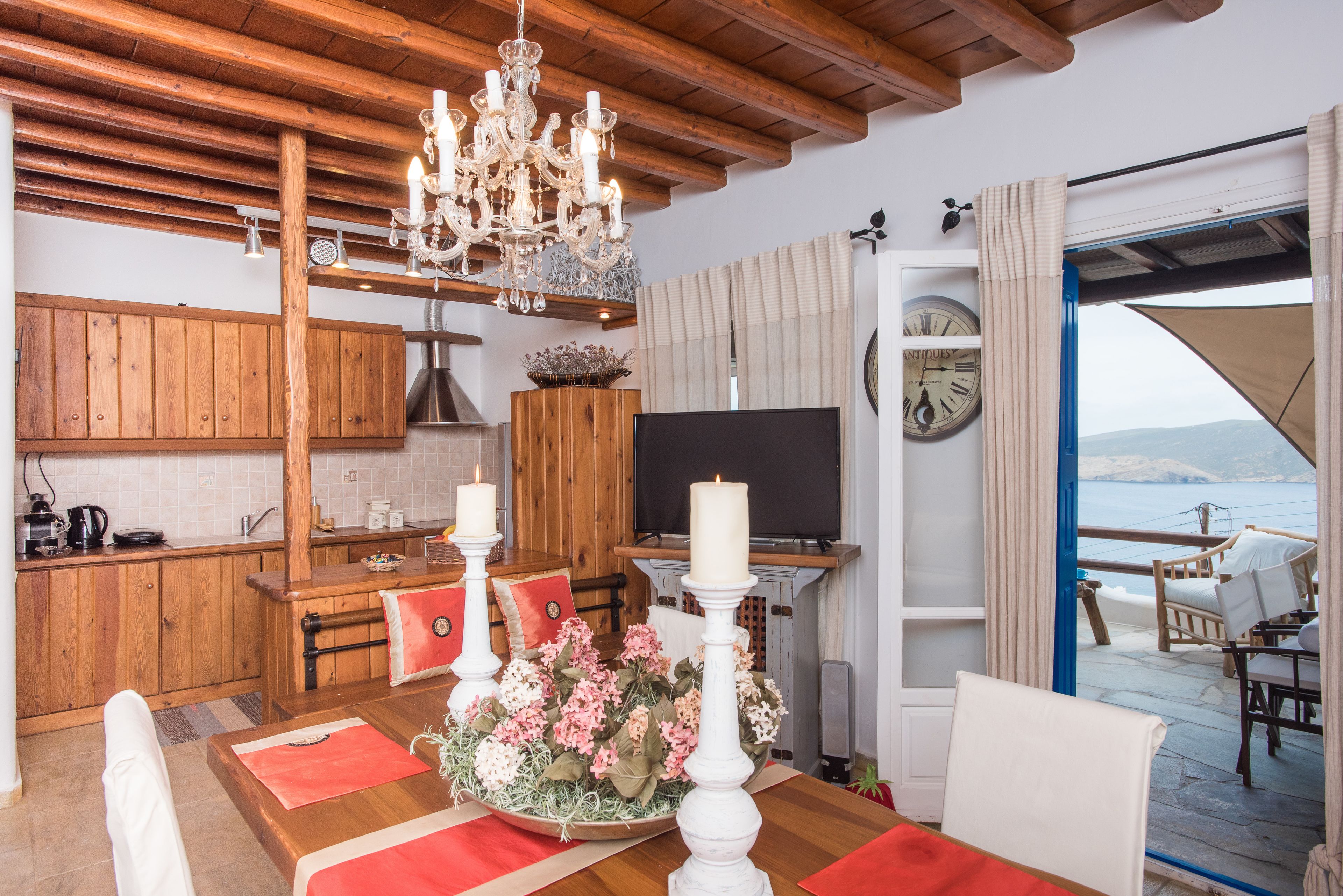 Apartment | Living area | Flat-screen TV, fireplace, DVD player