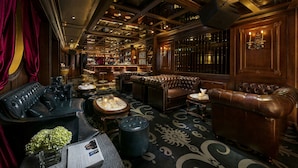Bar (on property) - Dal Vostro Hotel & Spa (Hanoi)
