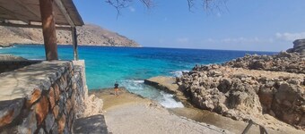 息をのむような山、海の景色をお楽しみいただけます