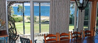 Edzell - Stunning Waterfront Home