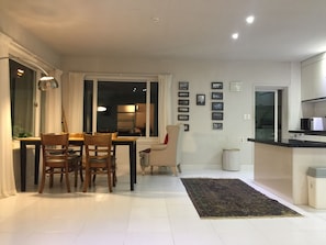 Living area - Sunday Jeju (Seogwipo)