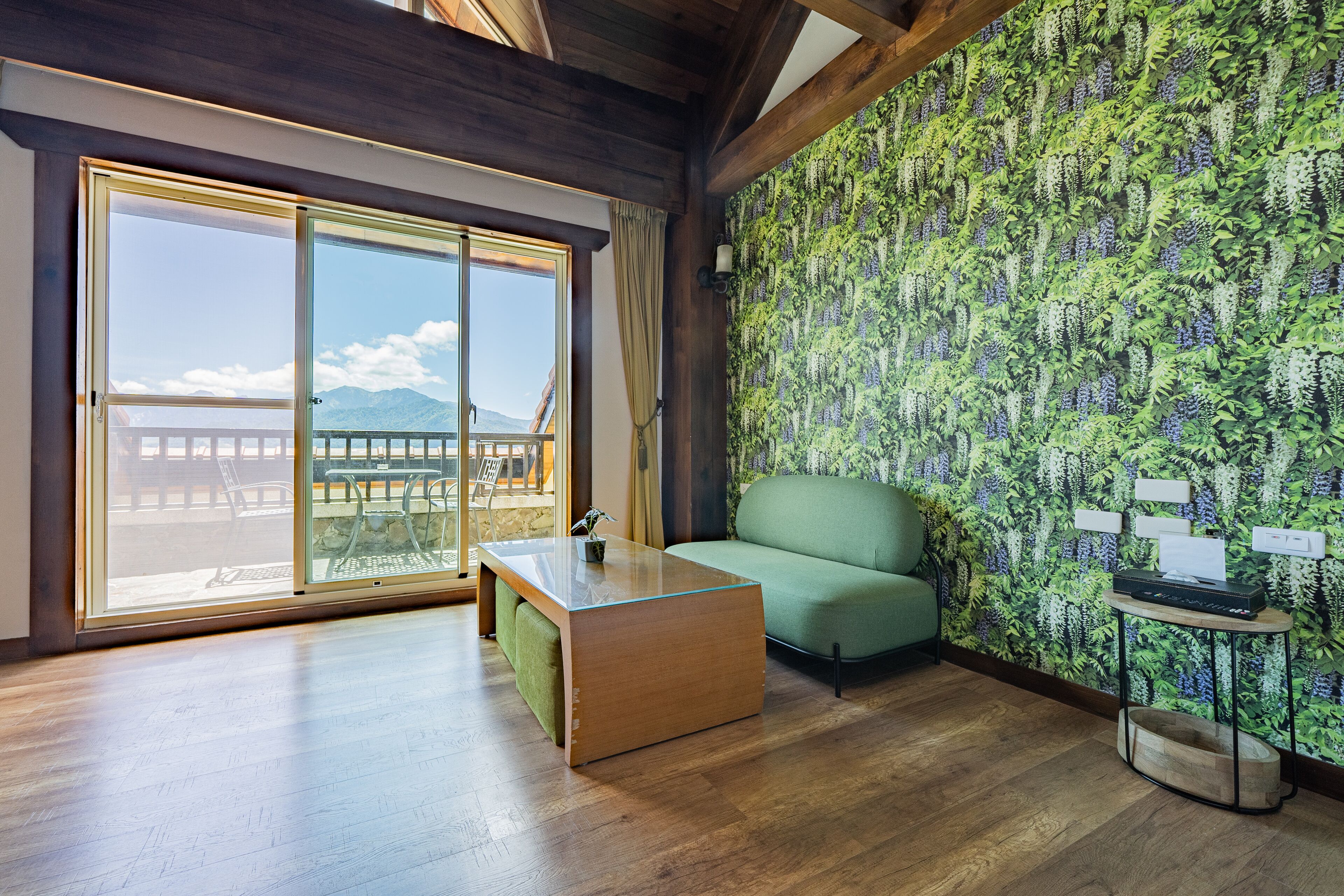 family room, mezzanine | desk, blackout curtains, soundproofing, bed sheets