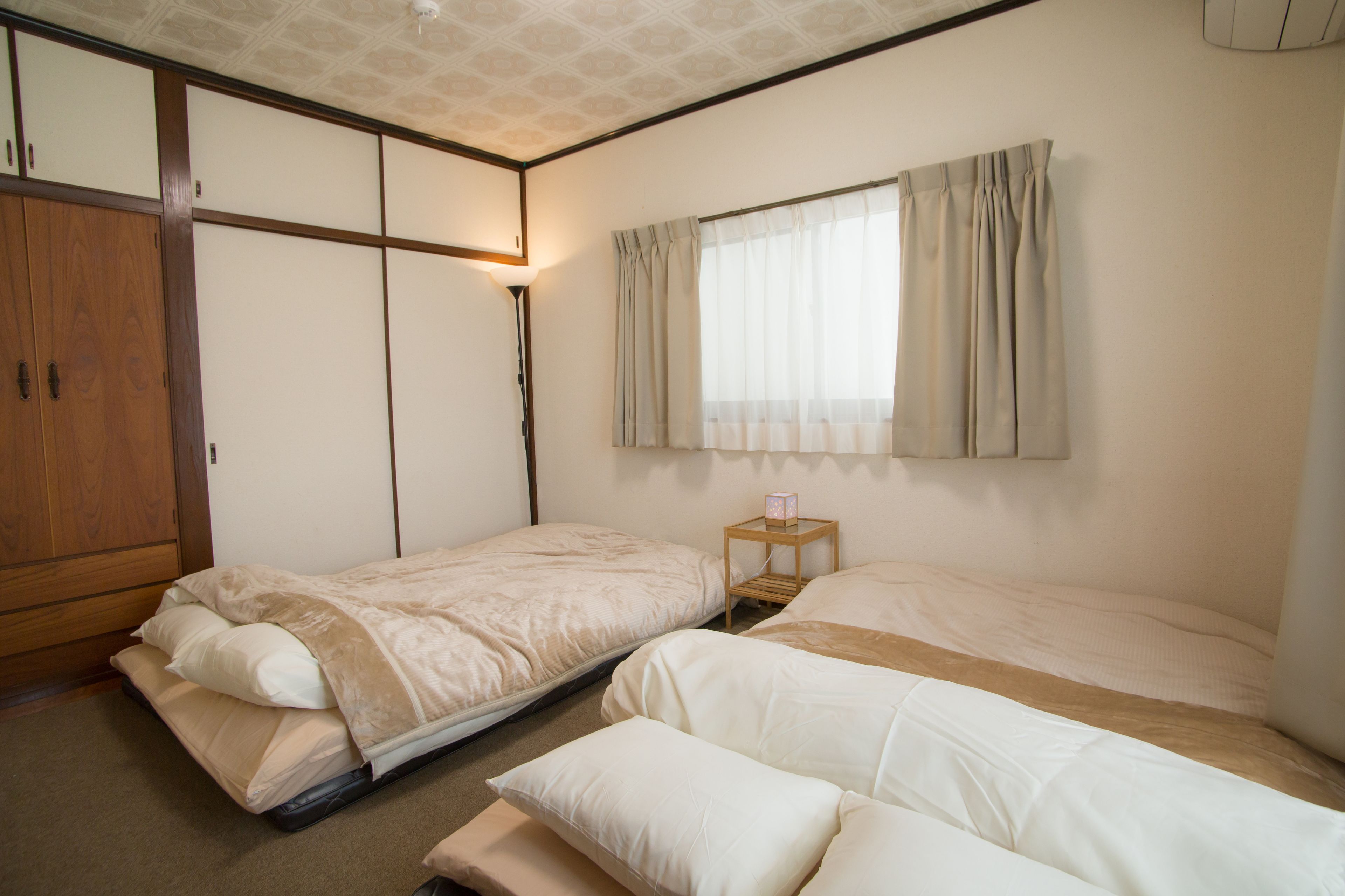 Private Vacation Home | 2 bedrooms, premium bedding, iron/ironing board, free WiFi
