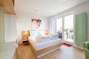 3 Schlafzimmer, Zimmersafe, Schreibtisch, Bügeleisen/Bügelbrett