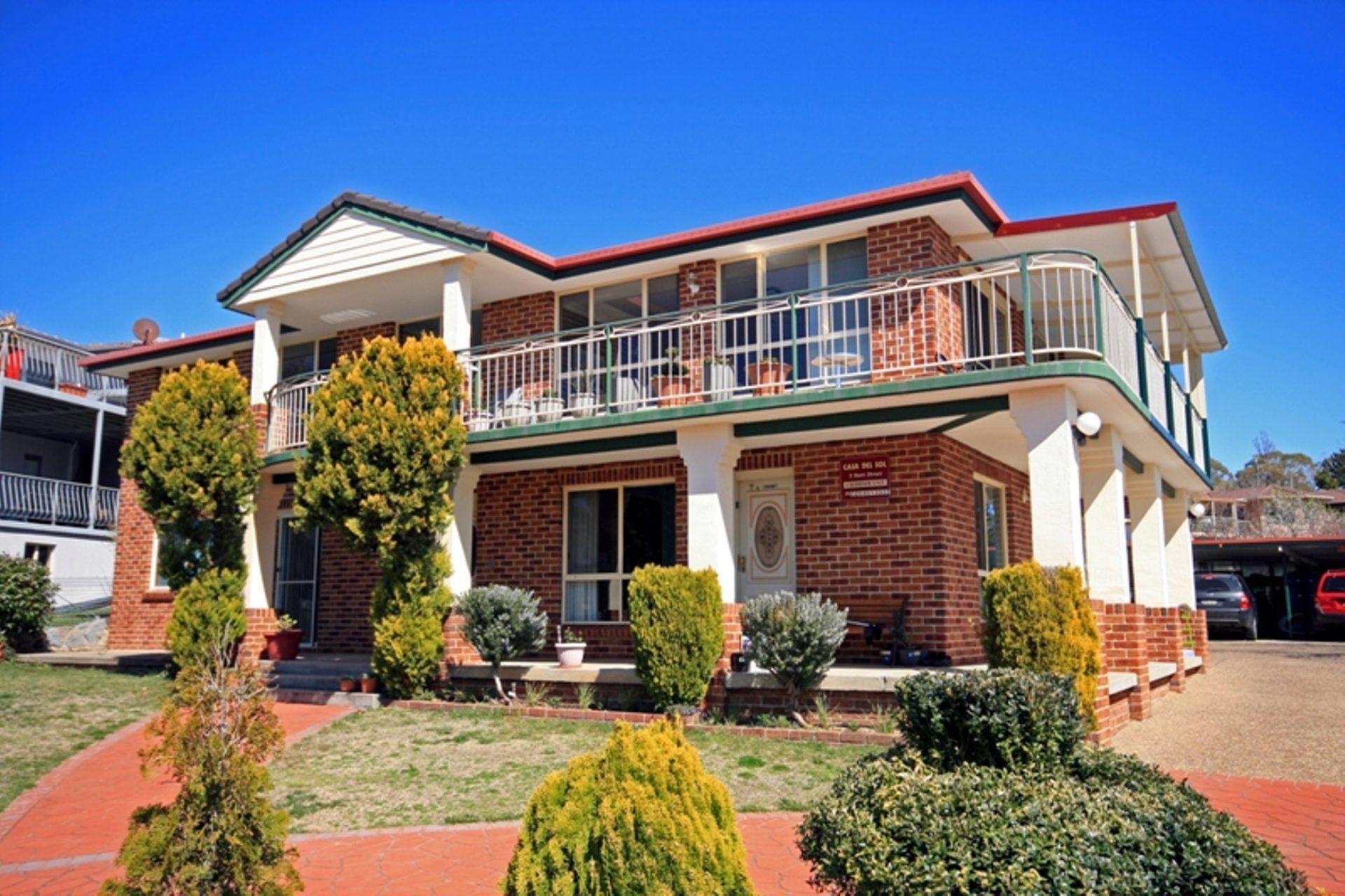 المنشأة من الخارج