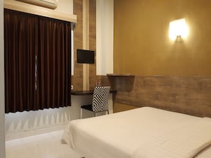 Chambre Standard | Bureau, Wi-Fi gratuit, draps fournis