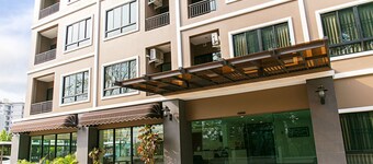 B2 Sriracha Premier Hotel