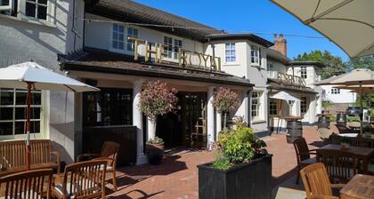 The Royal Foresters, Ascot, Berkshire - Acorn Pubs
