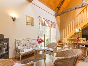 Televisie en een open haard