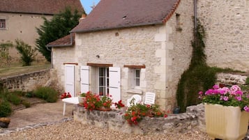 Enceinte de lâhĂ©bergement