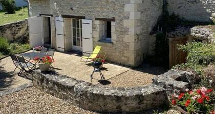 Le Pressoir de Galisson: GĂźte Authentique en Touraine avec Jardin et Wifi